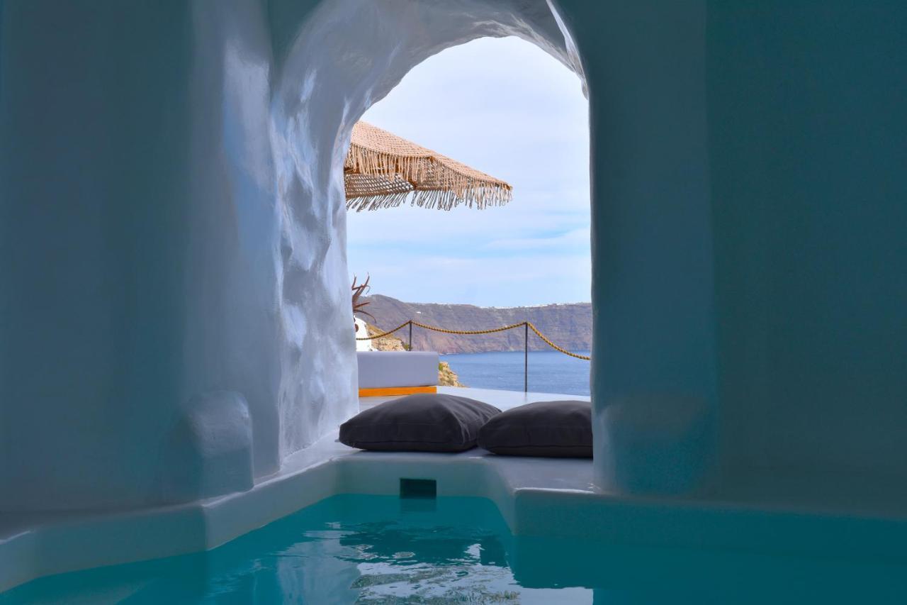 Oinos Luxury Suites Caldera เอีย ภายนอก รูปภาพ